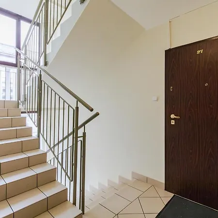 Superapart Wspolna 27a, City Center